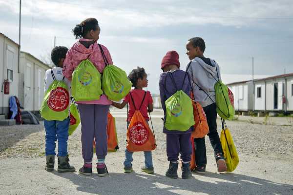 Πελεγρίνης: «Έτοιμη η Πολιτεία για την ένταξη των προσφυγόπουλων στον εκπαιδευτικό ιστό»