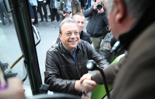 Ο Φάμελλος στο «Καρφί»