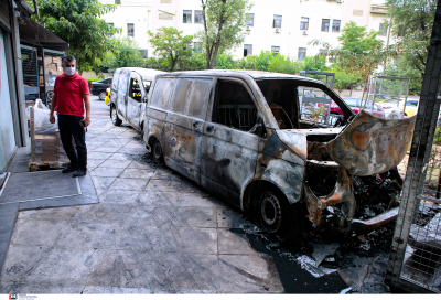 Θεσσαλονίκη: Δεύτερο όχημα φαρμακευτικής εταιρίας έγινε στόχος εμπρηστών
