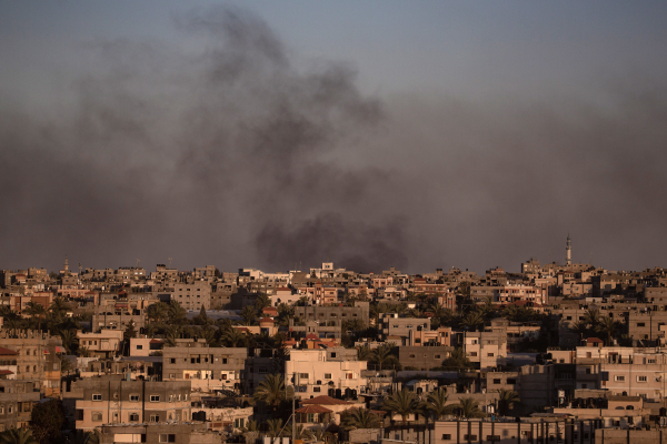 Βομβαρδισμοί στη Ράφα - Κάλεσμα Παλαιστινίων σε «πορείας οργής»