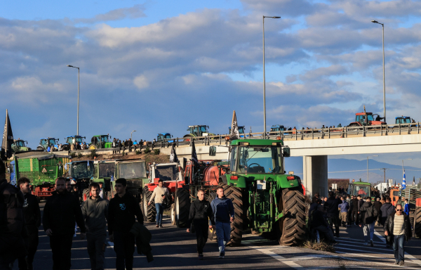 Λάρισα: Καταγγελία για αστυνομική βία στη Νίκαια - «Παρακαλούσαμε να σταματήσουν το χτύπημα με τα γκλομπ»