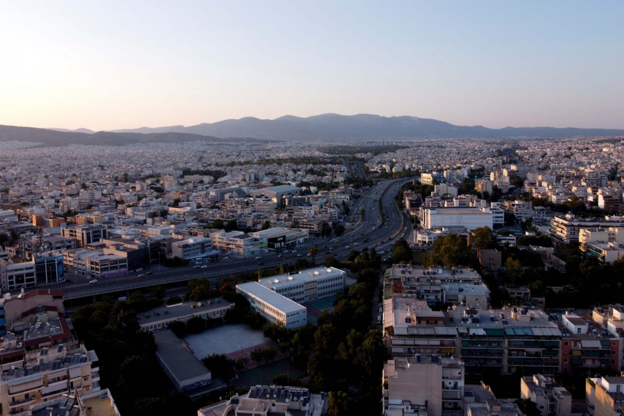 Xιλιάδες ακίνητα αλλάζουν χέρια με «μαύρο» χρήμα