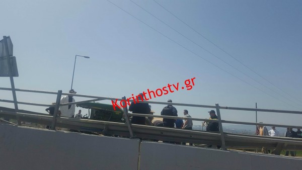 Τραγωδία στο Ζευγολατιό: Ένας νεκρός και δύο τραυματίες από σύγκρουση ΙΧ με τρακτέρ (Βίντεο)