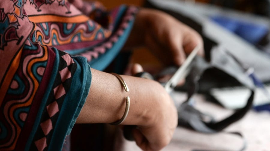 Η άνοδος της ελληνικής μεταποίησης, σκιάζεται από το αυξημένο κόστος και τις ελλείψεις εφοδιασμού