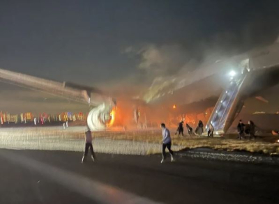 Πώς σώθηκαν οι επιβάτες της «μοιραίας» πτήσης της Japan Airlines - Πέντε αγνοούμενοι από το αεροσκάφος της ακτοφυλακής