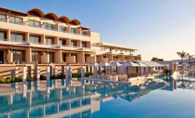 Με αλλαγές το voucher στον Τουρισμό για 8.000 ανέργους