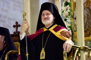 Αρχιεπίσκοπος Αμερικής Ελπιδοφόρος: Βοηθήστε με να κάνω περισσότερα