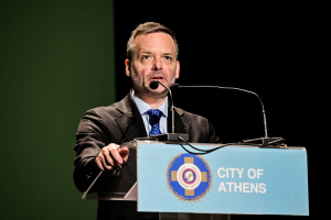 Δήμος Αθηναίων: Έλεγχοι για κάπνισμα και αλκοόλ σε καταστήματα στο κέντρο της Αθήνας