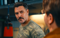 «Γιατί ρε πατέρα;»: Έρχεται με νέο ραντεβού – Οι μέρες και οι ώρες προβολής