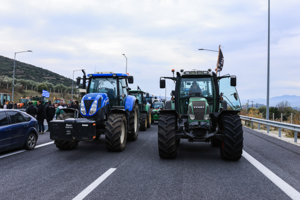 Οι χάρτες της τροχαίας για την Εθνική Οδό - Ανοιχτά μπλόκα με εκτροπές και καθυστερήσεις