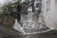 Λασποβροχές και μετά 30αρια: Η ανατρεπτική πρόγνωση Τσατραφύλλια για τη Μεγάλη Εβδομάδα