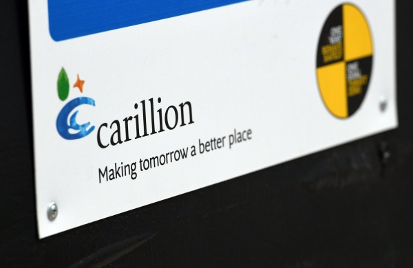 Τριγμοί από την κατάρρευση του κατασκευαστικού κολοσσού Carillion