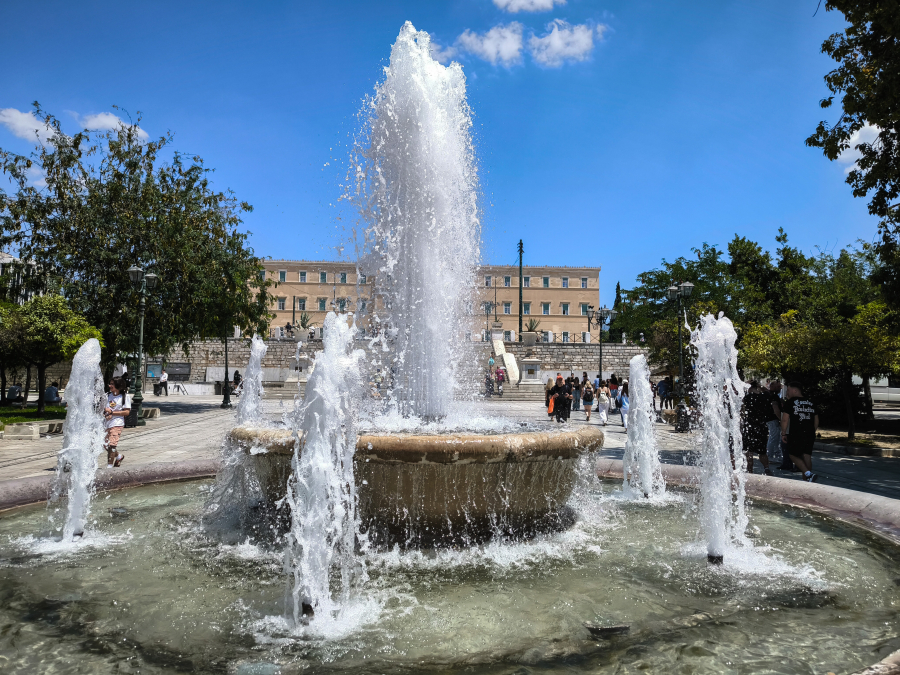 Καιρός: «Βουτιά» του υδράργυρου έως και 10 βαθμούς εν μέσω ισχυρών βοριάδων