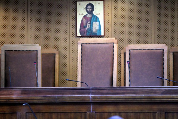 Διεκόπη η δίκη του Γεωργιανού, φερόμενου ως "εγκέφαλου" της ρωσόφωνης μαφίας