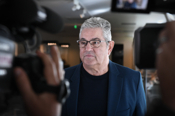 Δ. Κουτσούμπας για Μίκη Θεοδωράκη: Τα έργα του εκφράζουν τη λαϊκή πάλη του 20ου αιώνα