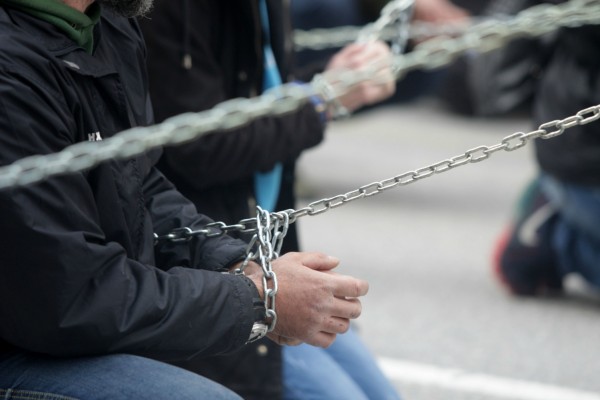 Ποιοι θα πληρώσουν το "μάρμαρο" από τα μέτρα του κρατικού προϋπολογισμού του 2018