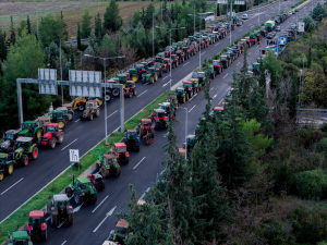 Γιατί ο Μητσοτάκης φοβάται τα... Χριστούγεννα