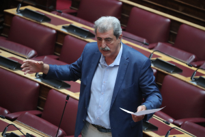 Ο Πολάκης ζητά την παραίτηση Φάμελλου