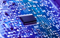 Το κλείσιμο του Ορμούζ απειλεί τρόφιμα, φάρμακα και μικροτσίπ παγκοσμίως