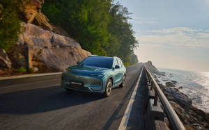Geely: Πρωτοποριακή τεχνολογία μπαταριών ηλεκτρικών οχημάτων Short Blade