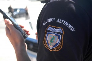 Οπλοστάσιο είχε ο επιχειρηματίας στο σπίτι του στο Βόλο, που απείλησε τους εφοριακούς