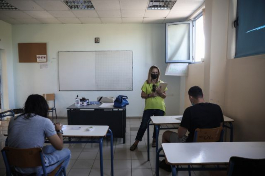 Πανελλήνιες 2022: Απαντήσεις και σχολιασμός από ΟΕΦΕ για τα σημερινά θέματα ΕΠΑΛ