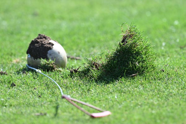 Σφύρα σκότωσε πατέρα αθλητή, σε αγώνες στίβου - Προστάτευσε τη σύζυγο και τον γιο του