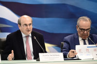 Νέοι έλεγχοι σε παραλίες: 413 παραβάσεις σε τέσσερις ημέρες