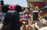 Κορονοϊός: Κλείνουν όλα τα πάρκα της Disney και το Universal Studios Hollywood