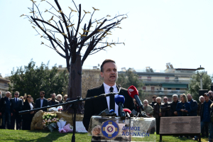 Το μνημείο για τα Τέμπη παραπέρα