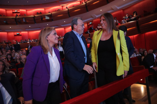 Σήμερα οι παρασκηνιακές επαφές ΣΥΡΙΖΑ με Πλεύση Ελευθερίας και Κίνημα Δημοκρατίας