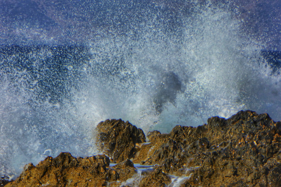 Καιρός: Περικυκλωμένη από θερμές αέριες μάζες η Ελλάδα, τι λένε Κολυδάς, Μαρουσάκης και Γιαννόπουλος