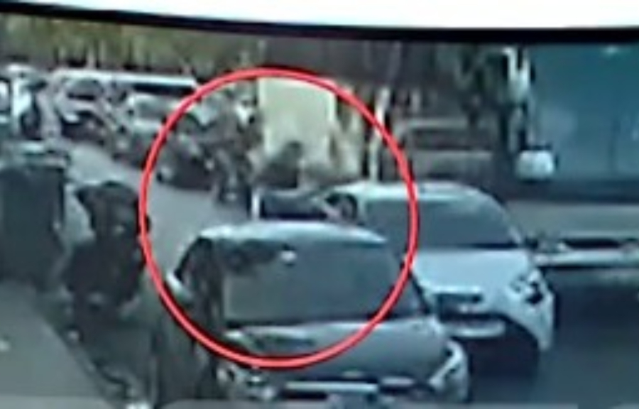 Απαγωγή στον Υμηττό: «Ο τράπερ έβαλε το πιστόλι στον κρόταφο» - Ξεσπά ο πατέρας του 24χρονου