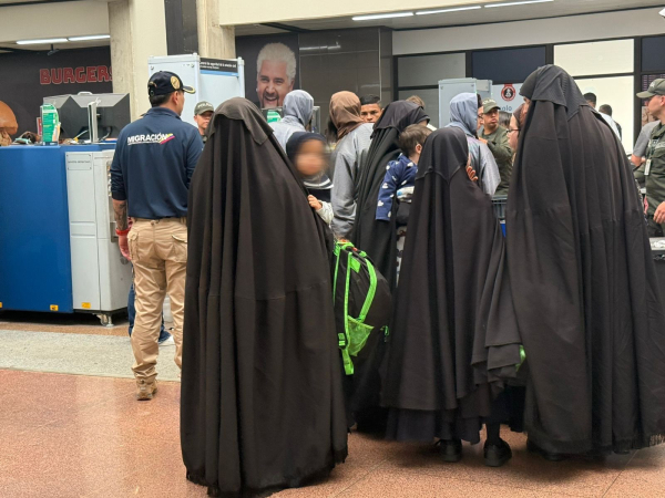 Απελαύνονται στις ΗΠΑ μέλη της εβραϊκής σέκτας Λεβ Ταχόρ: Η σκοτεινή δράση τους στην Κολομβία