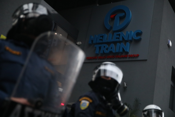 Συναγερμός στην Hellenic Train: Τηλεφώνημα για βόμβα, εκκενώθηκε προληπτικά
