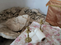 Φθιώτιδα: Ισοπέδωσαν την Αγία Τράπεζα ψάχνοντας για λίρες (εικόνες)