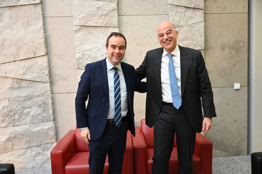 Πηγές ΥΕΘΑ: Διαψεύδεται δημοσίευμα περί ρήξης στις σχέσεις Δένδια και Γάλλου υπ. Άμυνας