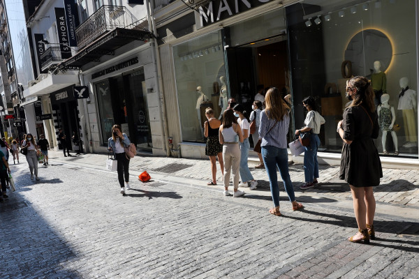 Κορονοϊός: Στα 470 τα κρούσματα σήμερα στην Αττική, πού εντοπίζονται