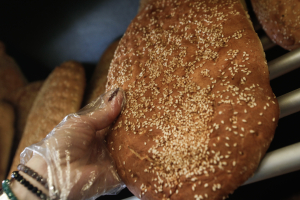 Γιατί τρώμε λαγάνα την Καθαρά Δευτέρα