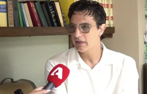 Δήμος Αναστασιάδης: «Μας έχει κουράσει να μας ρωτάνε για τη βάφτιση των παιδιών μας»