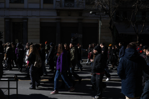 Η εξαήμερη εργασία «κούμπωσε» με τους πονηρούς - Τι συνέβη με αλυσίδα φούρνων και καλλυντικών