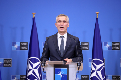 Στόλτενμπεργκ: «Το ΝΑΤΟ δεν θα στείλει στρατεύματα ή μαχητικά αεροσκάφη για να στηρίξει το Κίεβο»