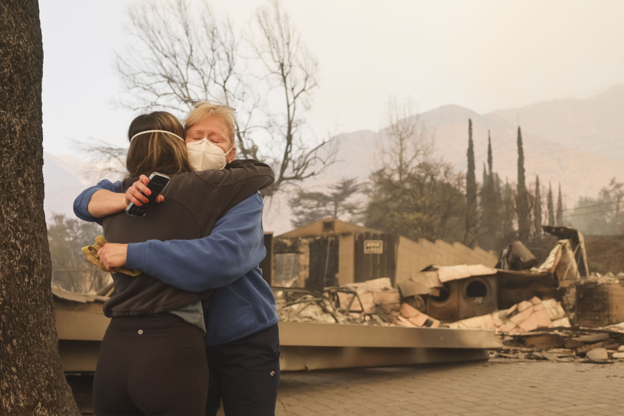 Εκτός ελέγχου οι μεγαλύτερες φωτιές στο Λος Άντζελες: Πάνω από 50 δισ. το κόστος, «καμπανάκι» από τις ασφαλιστικές