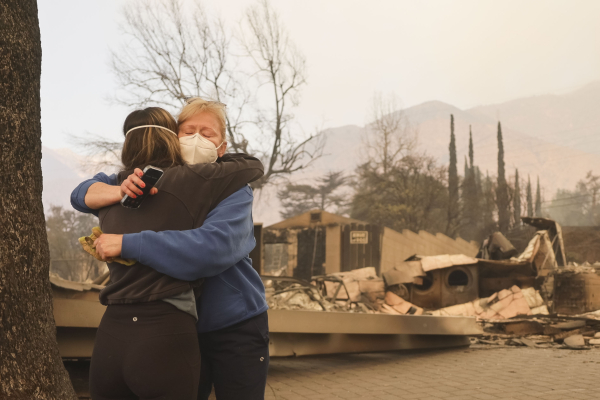 Εκτός ελέγχου οι μεγαλύτερες φωτιές στο Λος Άντζελες: Πάνω από 50 δισ. το κόστος, «καμπανάκι» από τις ασφαλιστικές