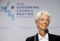 Λαγκάρντ: «Αύξηση επιτοκίου μεγαλύτερη του 0,25% τον Σεπτέμβριο» - Ισχυρές πιέσεις στις τιμές των ομολόγων