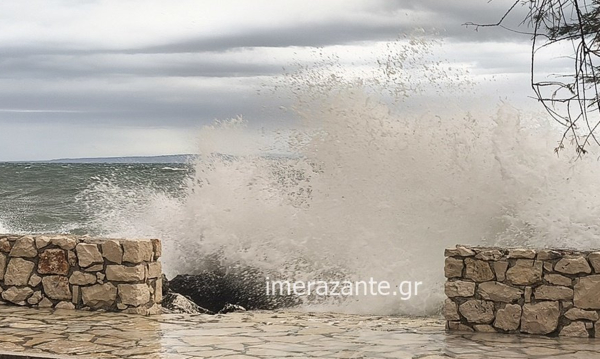Κακοκαιρία: Δεμένα τα πλοία σε Ζάκυνθο και Κεφαλονιά
