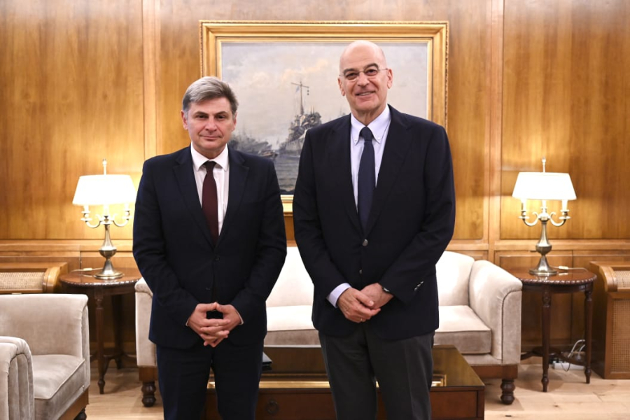 Δένδιας και Φαραντούρης συζήτησαν για ευρωπαϊκή άμυνα και ασφάλεια με φόντο το RearmΕU