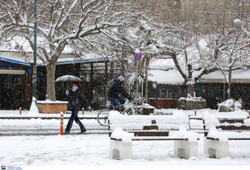 Κακοκαιρία Μήδεια - Χρυσοχοΐδης: Θα δοκιμαστούμε τις επόμενες ώρες, τέλος στα φορτηγά από Λάρισα και κάτω