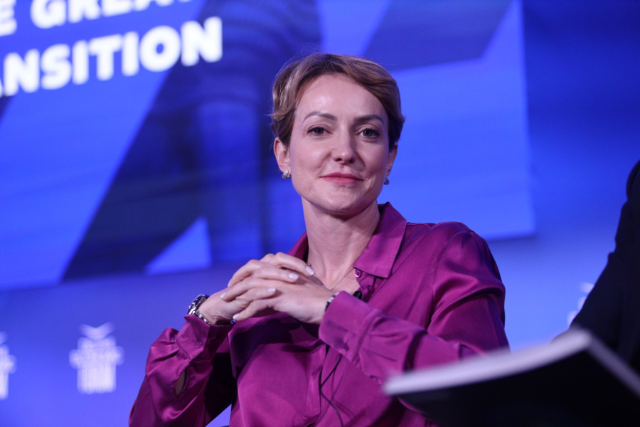 Σδούκου: Μπορούμε να εκδίδουμε άδειες εξόρυξης σε δύο χρόνια