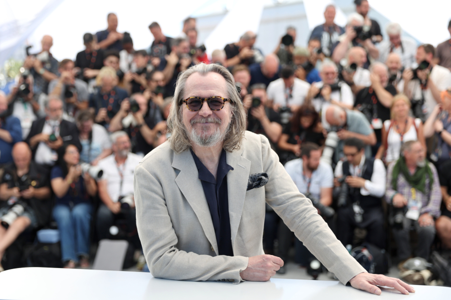 Ο Gary Oldman επιστρέφει στη θεατρική σκηνή απ' όπου ξεκίνησε